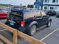 2008 Nissan Pathfinder - Photo 2