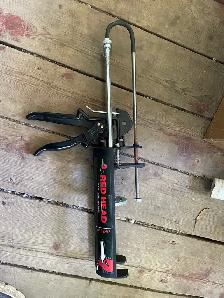red head A102-V3 acrylic caulking gun
