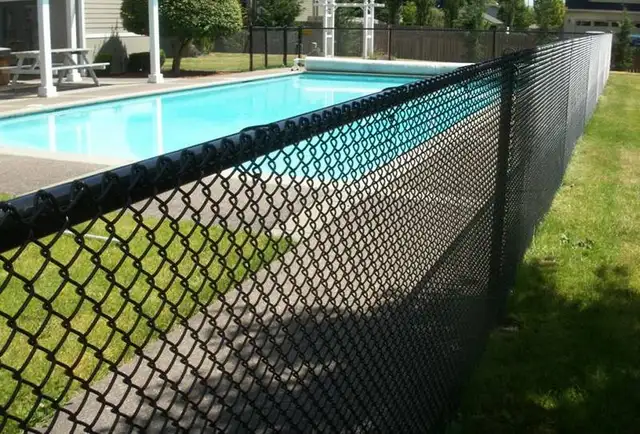 Uniquely Fence Pro's
