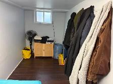 Private furnished Room for Rent, steps to Subway - Photo 4