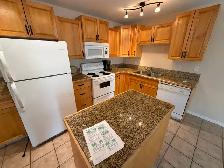 For Rent:  3 Bedroom & 2 Bathroom w Garage West Lethbridge - Photo 6