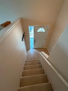 For Rent:  3 Bedroom & 2 Bathroom w Garage West Lethbridge - Photo 8