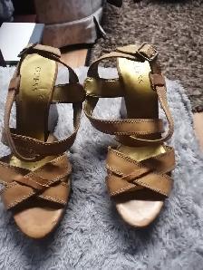 Women's shoes $5 each - Photo 7