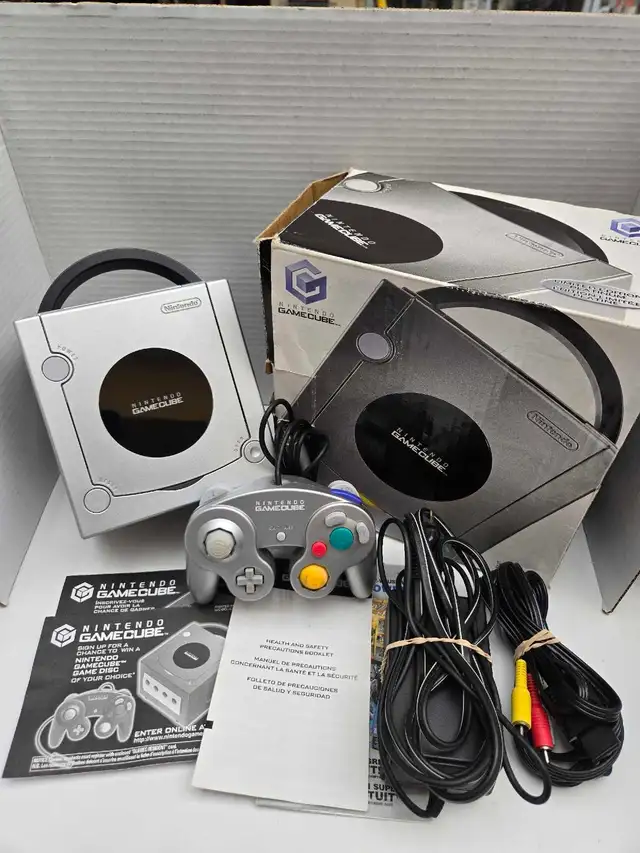 Nintendo Gamecube System - Boxed - Silver