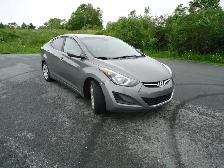 2014 Hyundai Elantra - Photo 4