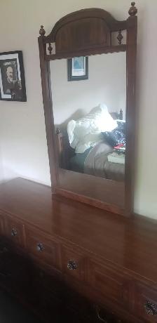 Vintage Dark Brown (Chestnut) Bedroom 5 Piece Furniture Set w/ n