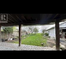 Waterfront House for Sale - Photo 26