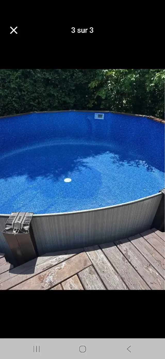 démontage.  Démolition. des piscine