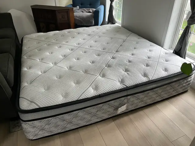 kings down King Size Matress -like new !