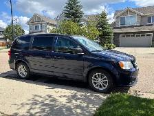 2014 Dodge Grand Caravan SXT w/ Stow’N Go - Photo 3