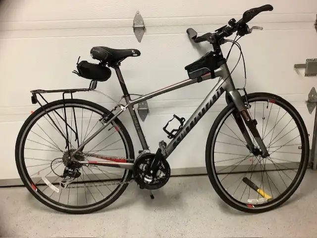 vélo Hybride Spéciallized 14 Sirus