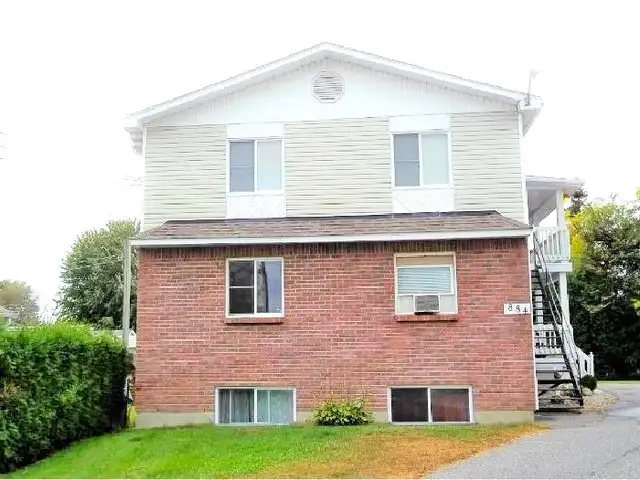 IMMACULATE, RENOVATED, QUIET 2 B/R APT FOR RENT IN L'ORIGNAL