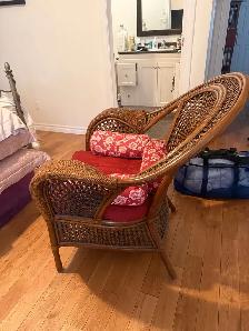 belle chaise en rotin avec 3 coussins,  Beautiful wicker cha - Photo 4