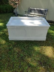 Sun Cast bench storage container exterior - Photo 5