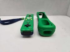 Wii Remote Luigi Special Edition - Photo 3