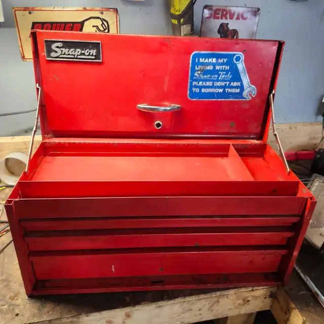 vintage 1970s Snap on Tool box