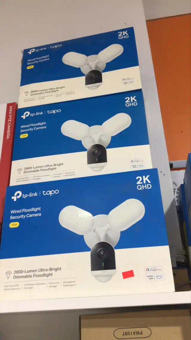 TP-LINK TAPO TC55 2K QHD WIRED FLOODLIGHT SECURITY CAMERA