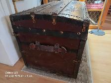 Coffre de bois antique - Photo 2