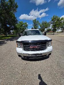 2007 GMC Sierra 2500HD Regular Cab Long Box - Photo 2