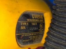 Dewalt 14.4V Rechargeable Snake Cordless Light - Photo 3