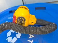 Dewalt 14.4V Rechargeable Snake Cordless Light - Photo 4