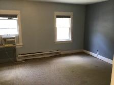 Spacious 2-BR Apartment with Parking in the Heart of Cabbagetown - Photo 6