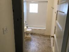Spacious 2-BR Apartment with Parking in the Heart of Cabbagetown - Photo 9