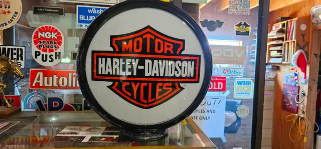 Harley Davidson globe