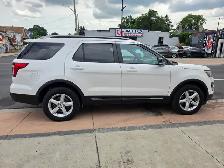2017 Ford Explorer - Photo 8