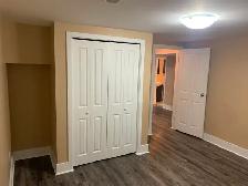 Nice 1 bedroom daylight, basement suite College Heights - Photo 6
