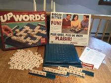 Upwords  du fabricant de SCRABBLE  mots en hauteur an1997