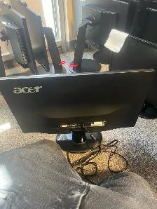 Acer S220HQL 21.5" Monitors - Photo 2