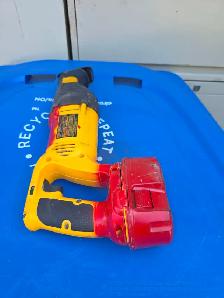 Dewalt DW937 Variable Speed Reciprocating Saw Cordless W Battery - Photo 3