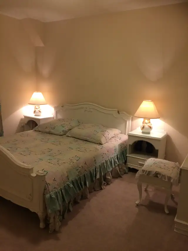 Spacious Room for Rent at Derry Road& Scott Blvd in Milton