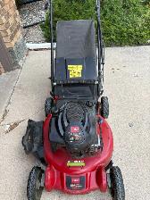 Toro 21' Rear Bag Self Propelled Mulching Lawnmower $150 - Photo 4