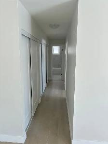 Beautiful Renovated 2 Bedroom in Belleville - Photo 7