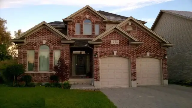 Room for rent (Great Location in London, ON)