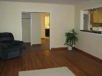 Two-Bedroom Main Floor for Rent - Prime Location Near U of S - Photo 4