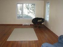 Two-Bedroom Main Floor for Rent - Prime Location Near U of S - Photo 5