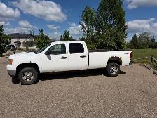 2011 GMC 2500 - Photo 2