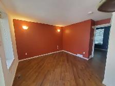 1 Bedroom close to U of W, shopping, cafes - Photo 2