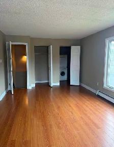 2 BEDROOM HEAT, HOT WATER & PARKING INCLUDED. SEPT 1. OXFORD ST - Photo 4