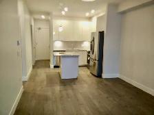 Spacious 2-Bedroom, 2-Bath Corner Condo with Storage and Parking - Photo 5