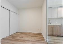 Furnished Private Room with Own Bathroom – Midtown Toronto - Photo 4