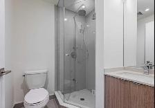 Furnished Private Room with Own Bathroom – Midtown Toronto - Photo 5