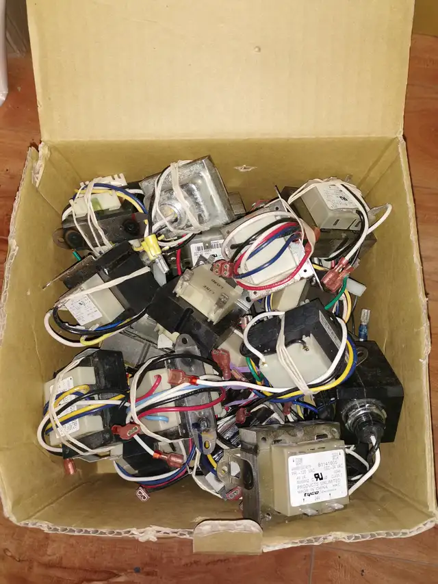 Furnace Transformer - 120V to 24V AC