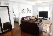 Upscale 2 Bdrm   Den, near downtwn Mississauga Sept 1/ Oct 1 - Photo 2