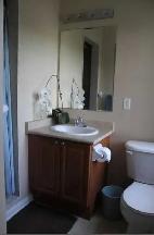 Upscale 2 Bdrm   Den, near downtwn Mississauga Sept 1/ Oct 1 - Photo 5