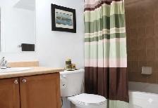 Upscale 2 Bdrm   Den, near downtwn Mississauga Sept 1/ Oct 1 - Photo 7