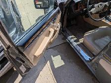 1986 Jaguar Vanden Plas , engine still starts ,clean interior - Photo 10